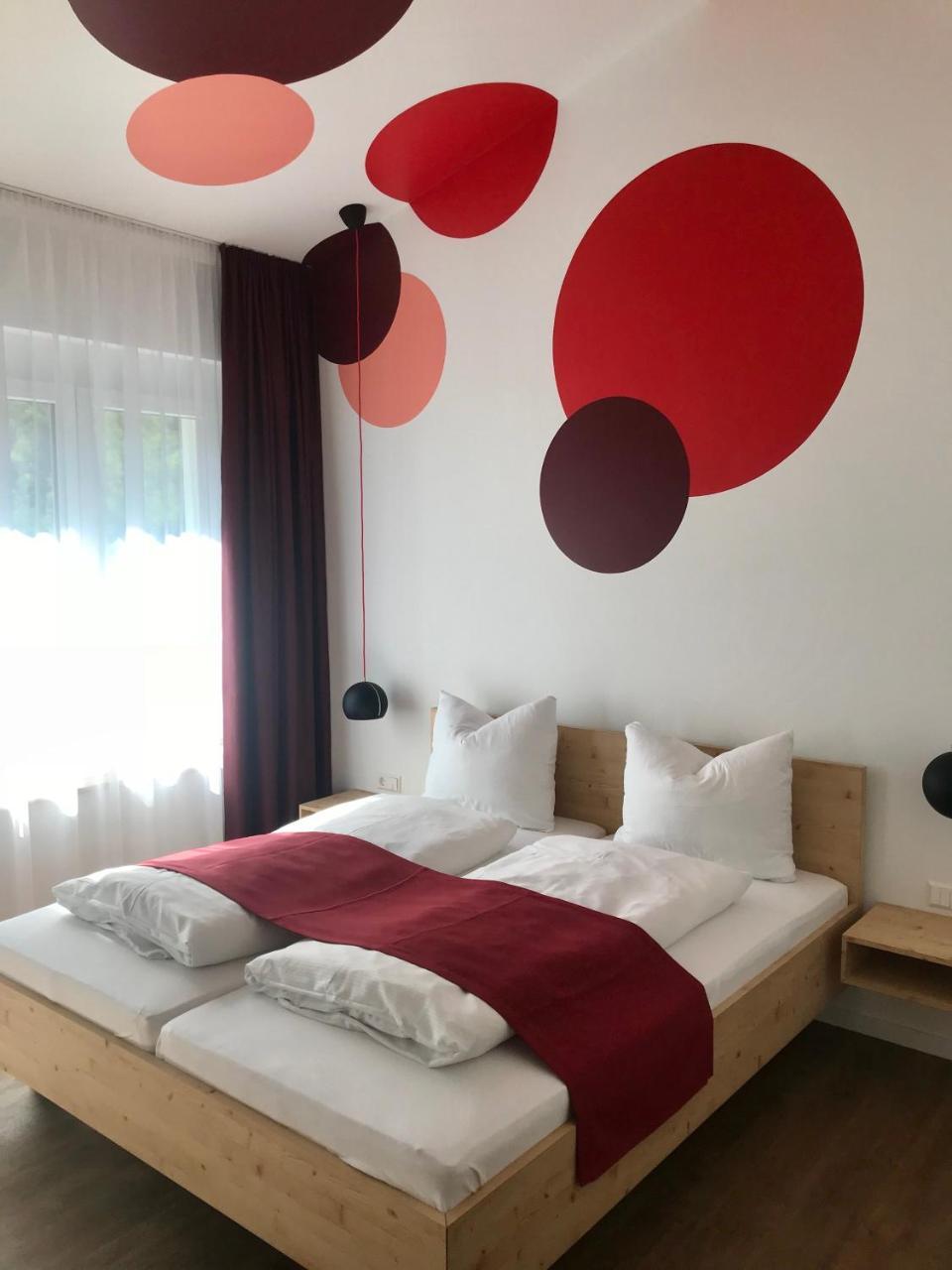 Busses Guesthouse Фрайбург Экстерьер фото