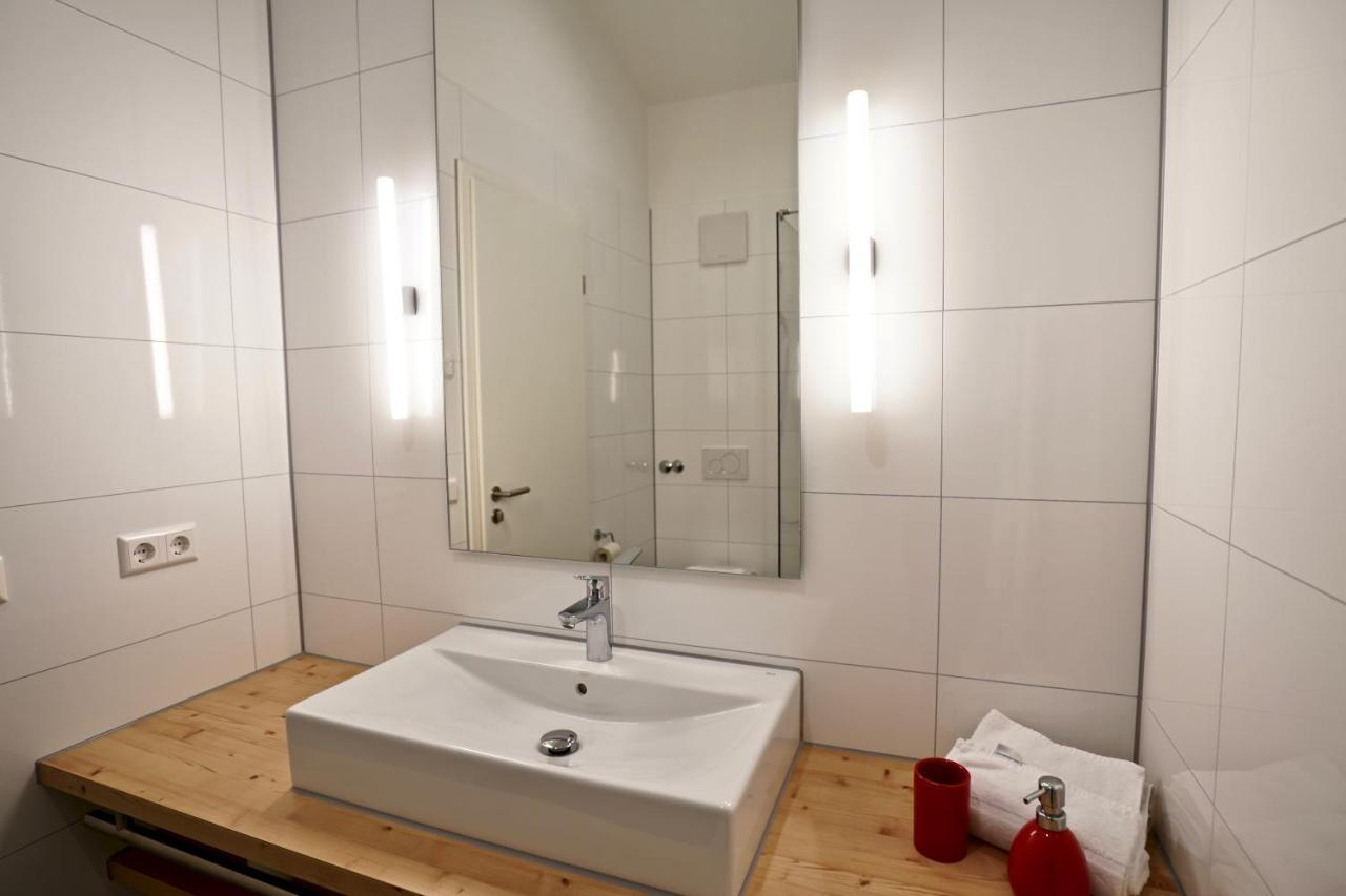 Busses Guesthouse Фрайбург Экстерьер фото